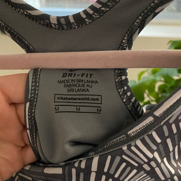 Nike Pro Dri-Fit Sports Bra - Picture 4 of 4